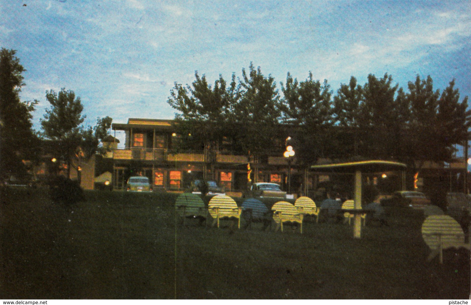 Chicoutimi Saguenay Québec Canada - Motel Au Parasol - Unused - By A. Lacroix Publicité # 53364 - 2 Scans - Chicoutimi