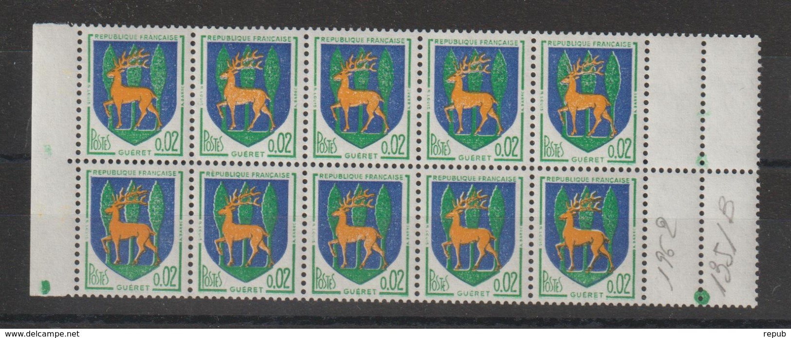 Guéret 1351B Bloc De 10 Avec Petit Décalage Ligne Blanche Pied Du Cerf Et Autour Des Arbres ** MNH - Unused Stamps