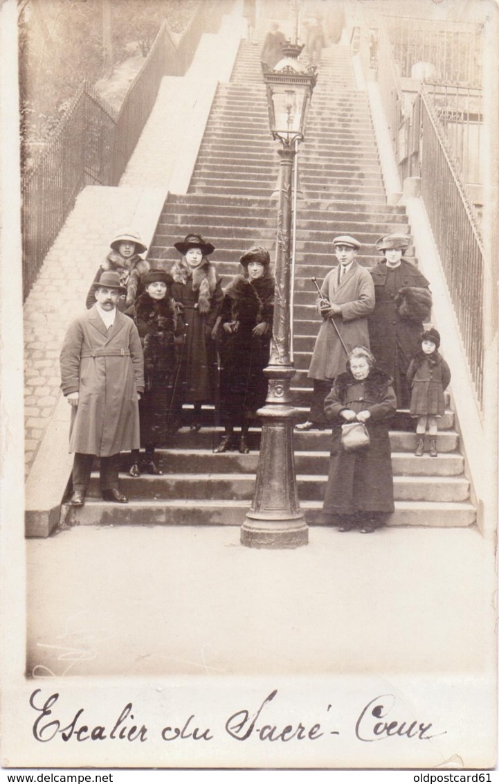 ALTE  Foto- AK   PARIS / A. 18   - Leute Bei Sacre Coeur - Beschriftet 1921 - Sacré Coeur