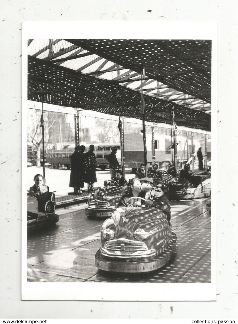 Cp, Couple ,  Fête Foraine , Auto Tamponneuse ,photo. Izis ,1950 ,vierge - Paare