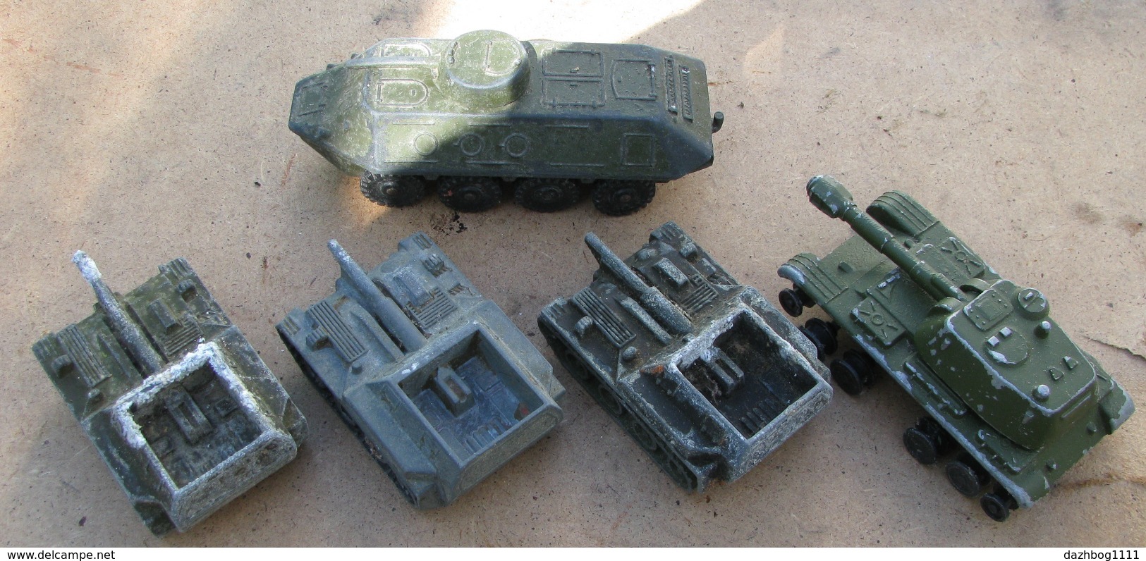 USSR Soviet Russia Military Equipment Toys 5 Pcs Armored Personnel Carrier  Self-propelled Artillery Mount Vintage - Tanks