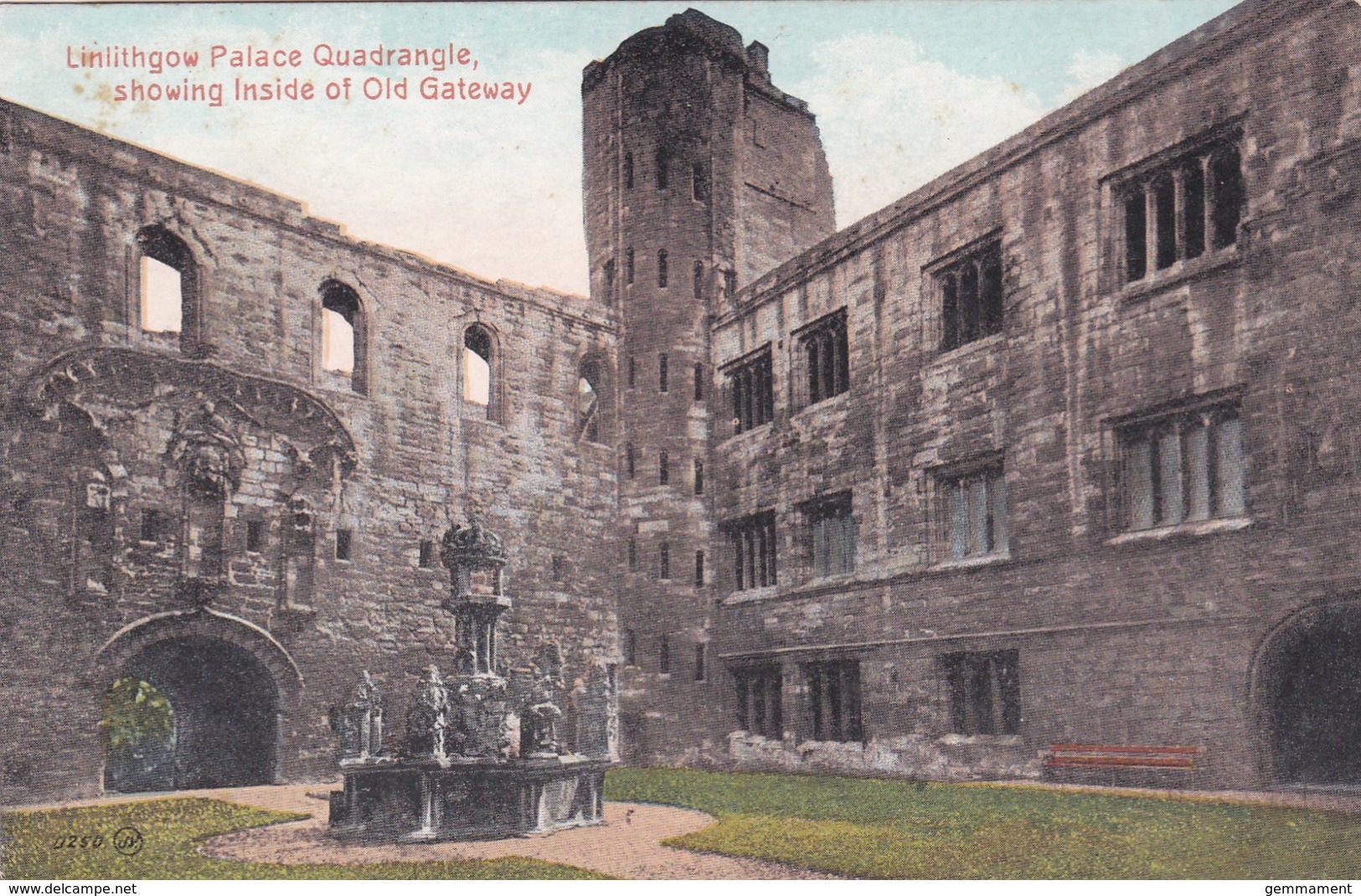 LINLITHGOW PALACE QUADRANGLE - West Lothian