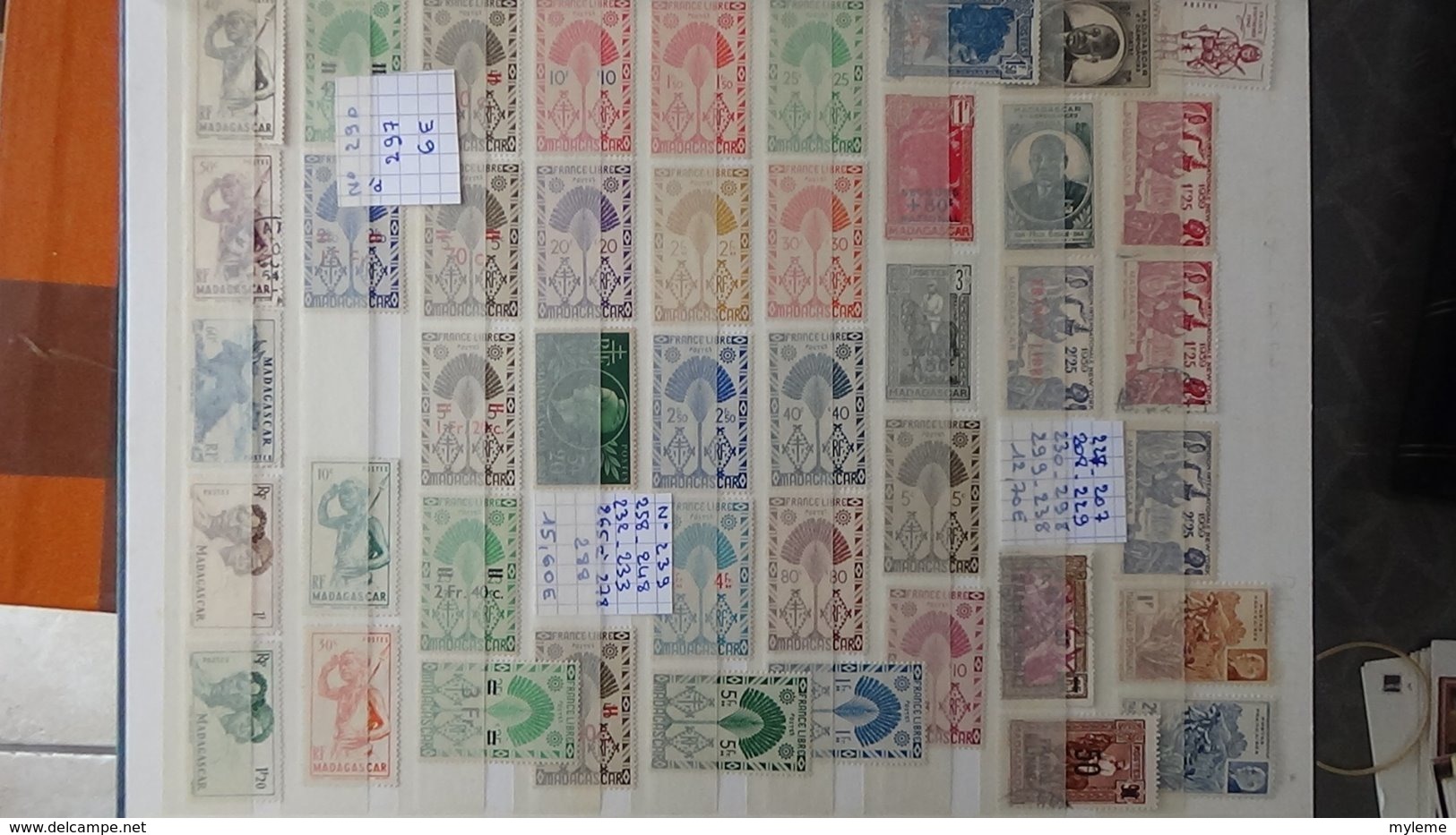 Dispersion d'une collection des anciennes colonies Françaises avant indépendance  de MADAGASCAR. Très sympa !!!