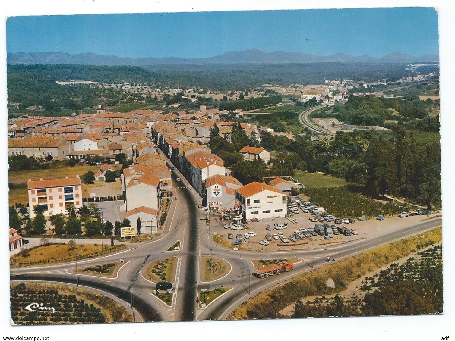 CP LE MUY, VUE GENERALE AERIENNE, STATION SERVICES TOTAL, ROND POINT, VAR 83 - Le Muy