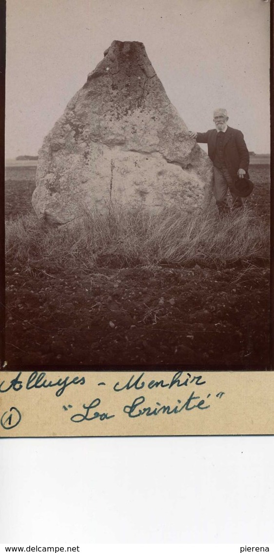 2844 - Alluyes Menhir La Trinité (Photo Collée Sur Carton) - Autres & Non Classés