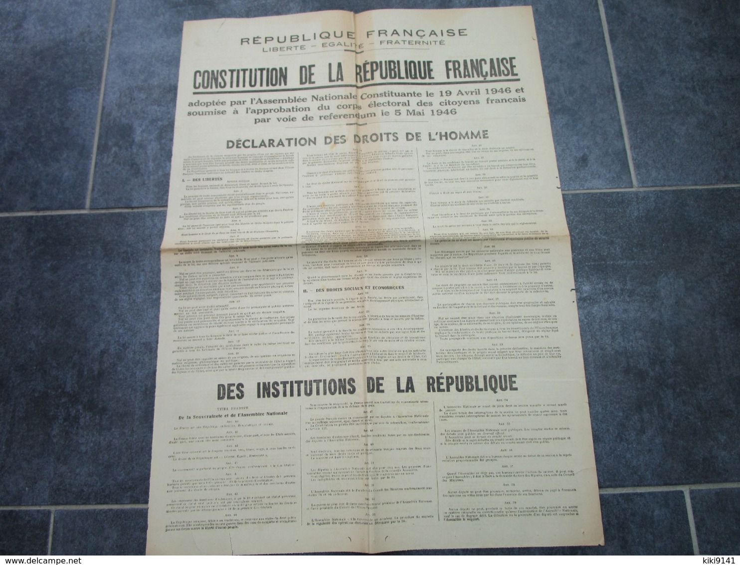 Constitution De La République Française - DECLARATION DES DROITS DE L'HOMME - Decrees & Laws