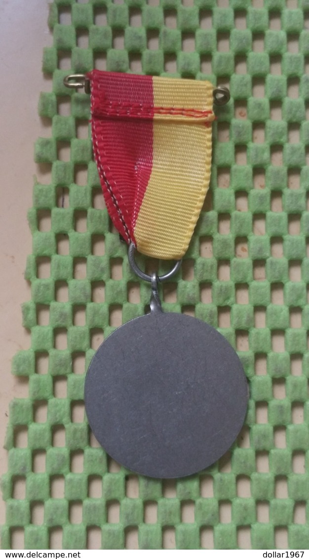 Medaille :Netherlands  -  De Kalorama Wandeltocht - Nijmegen  / Vintage Medal - Walking Association - Andere & Zonder Classificatie