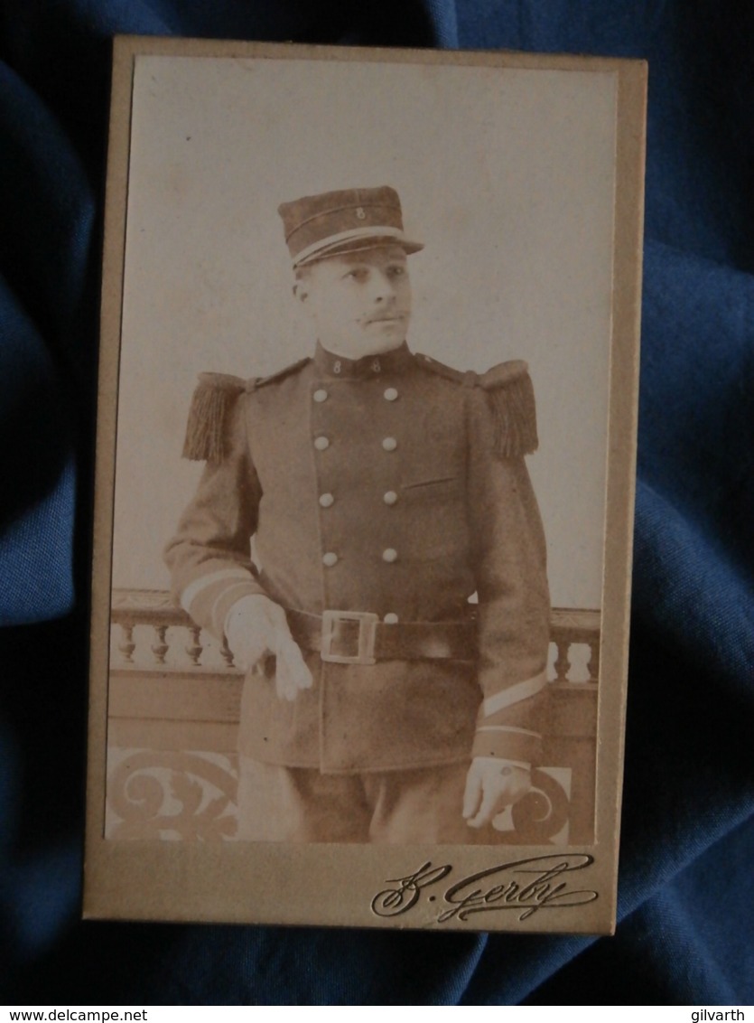 Photo CDV B. Gerby à Toulon - Militaire Sergent 8e Infanterie De Marine  Circa 1895 L469 - Anciennes (Av. 1900)