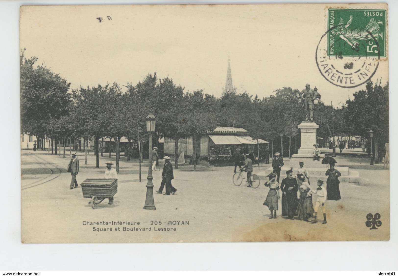 ROYAN - Square Et Boulevard Lessore - Royan