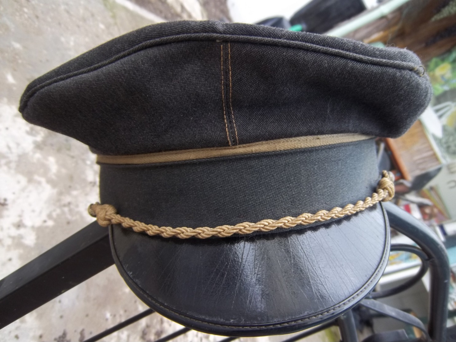 Casquette ! Origine ? - Casques & Coiffures