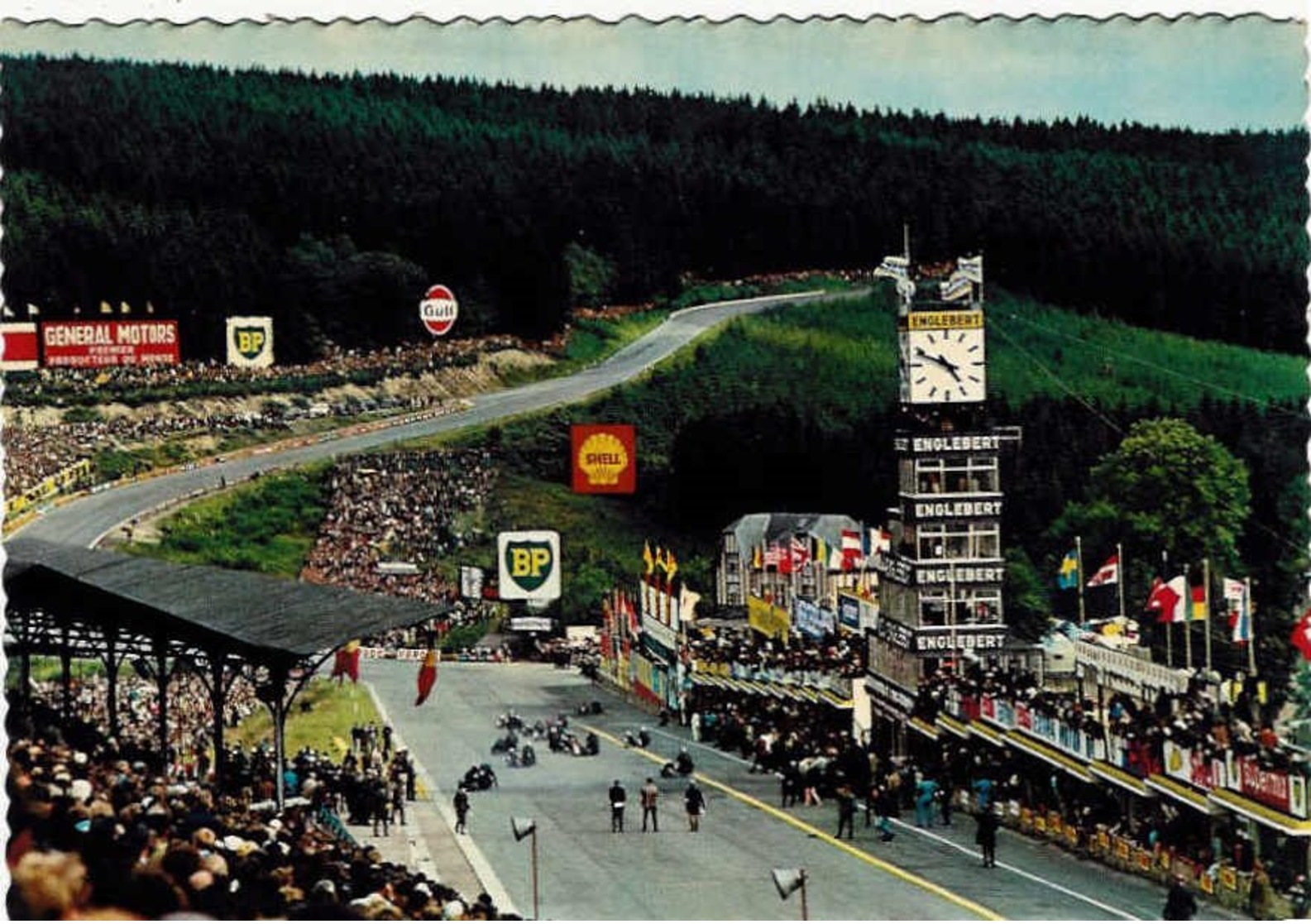 FRANCORCHAMPS  -  Magnifique lot de 36  cartes postales anciennes