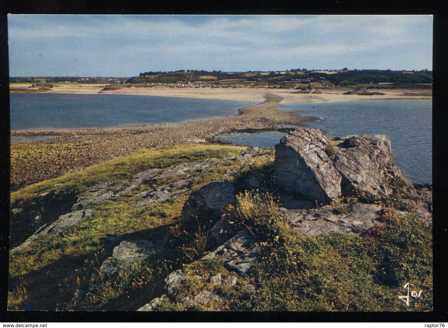 CPM 22 ERQUY LES HOPITAUX La Plage Vue De L'Ilot Saint Michel - Erquy