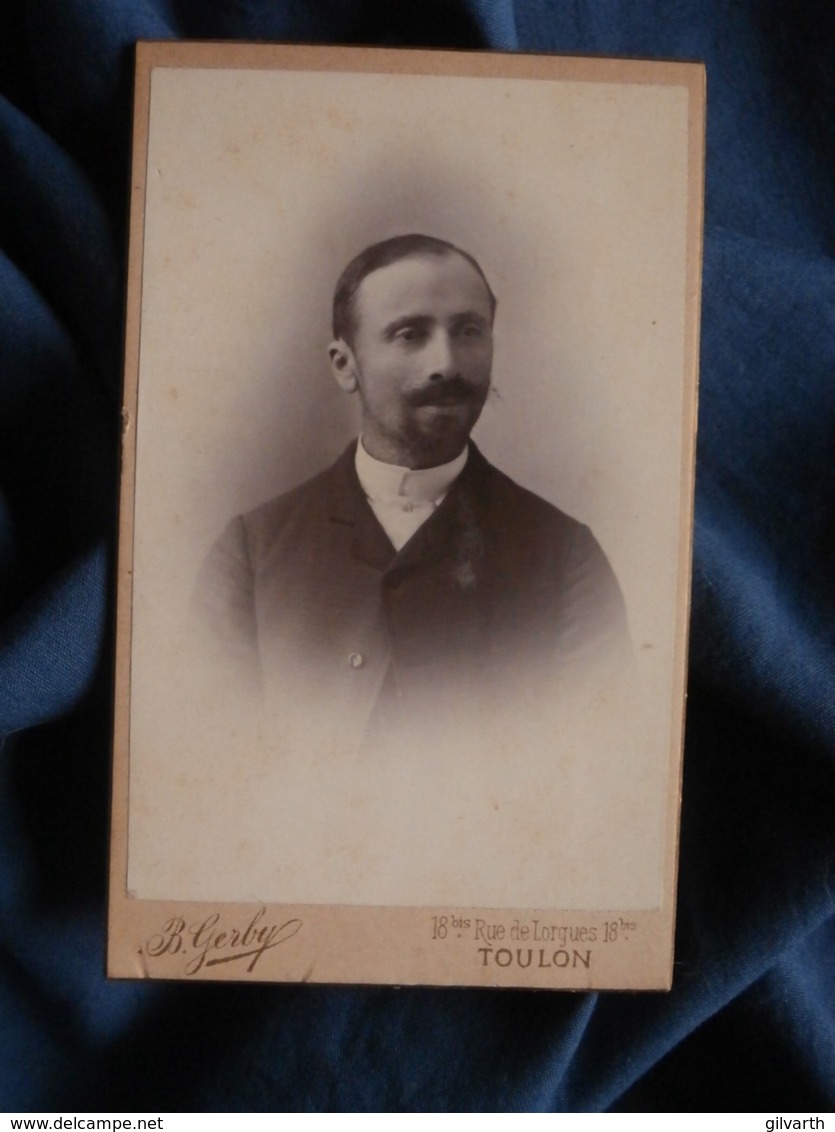 Photo CDV B. Gerby à Toulon - Portrait Nuage Homme Chemise Avec Faux Col Circa 1890-95 L469 - Anciennes (Av. 1900)