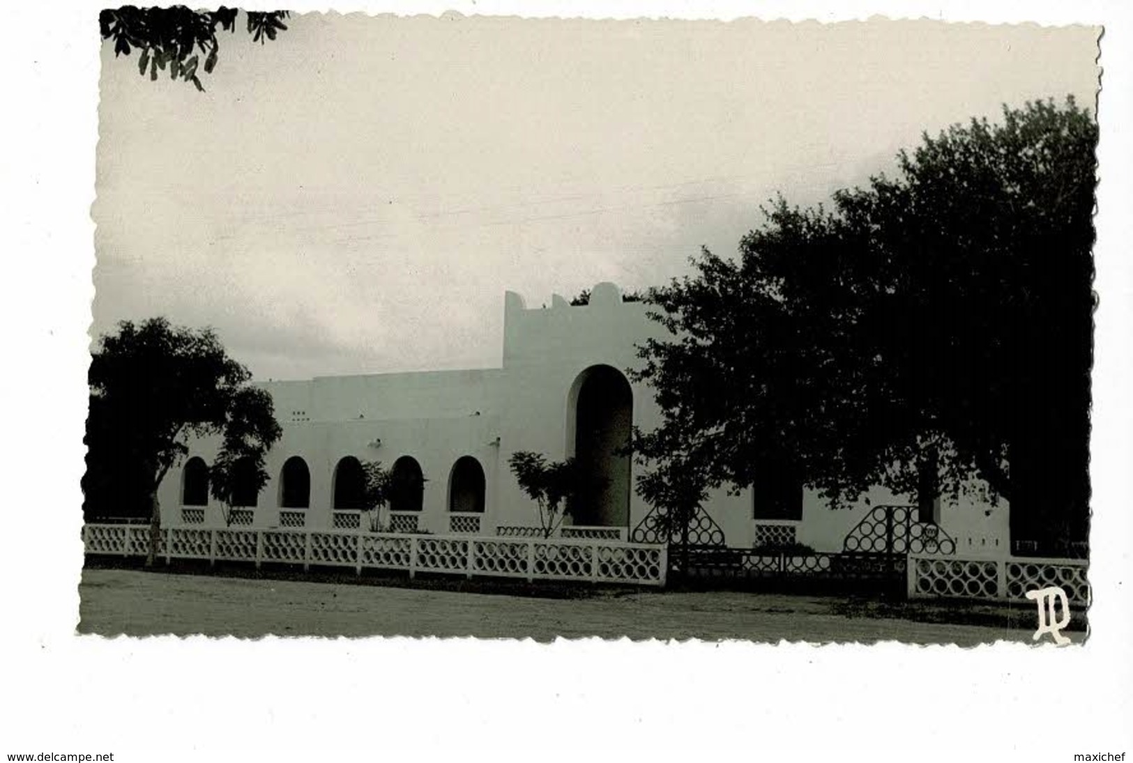 Carte Photo, Cliché André Dugne - Fort-Lamy - Chambre De Commerce - Pas Circ - Chad