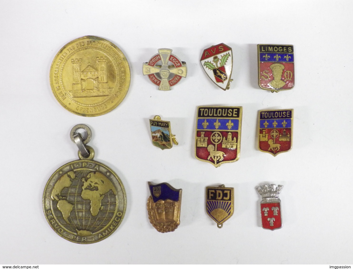 Lot Insignes Broches  - A Identifier - Other & Unclassified