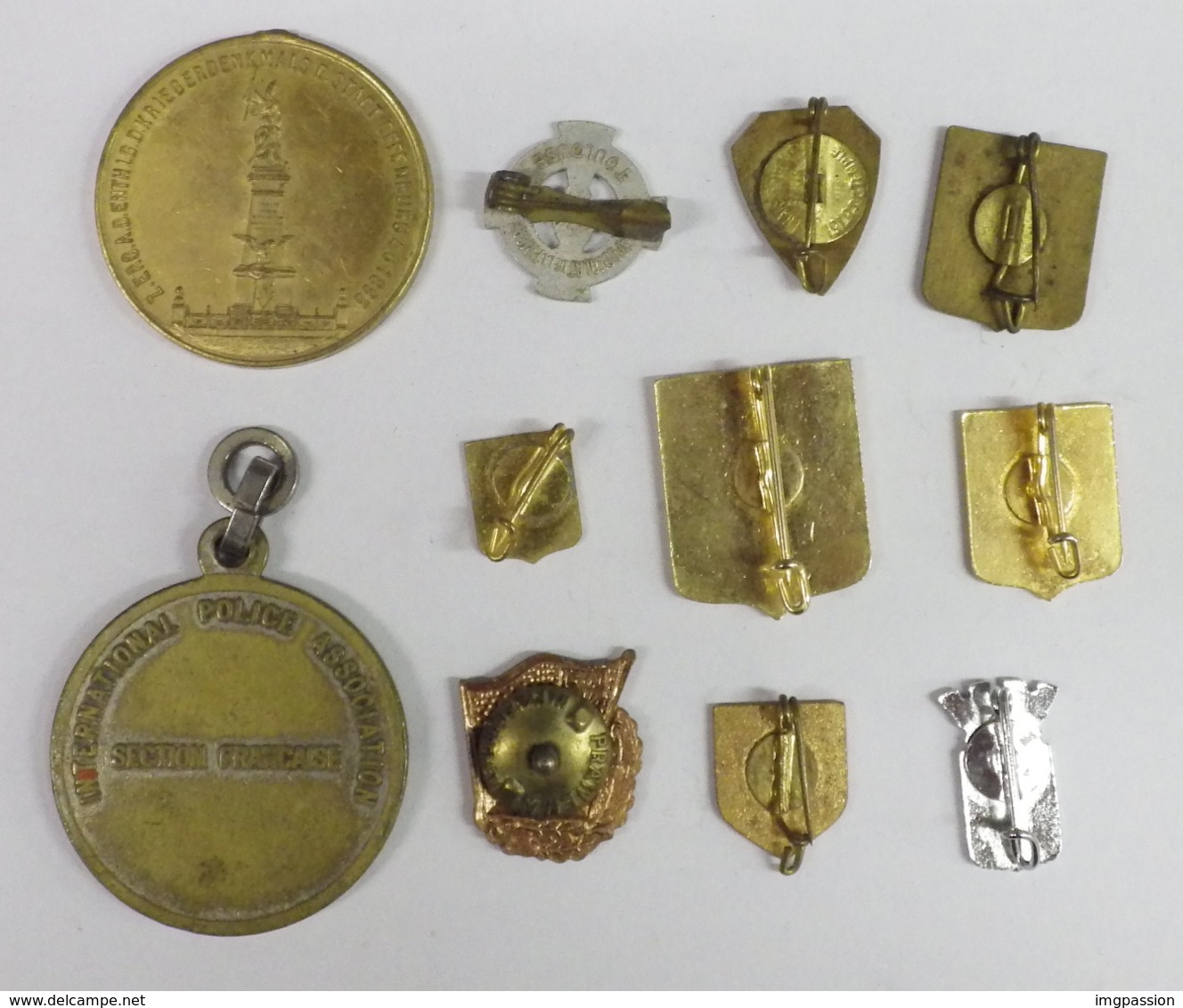 Lot Insignes Broches  - A Identifier - Other & Unclassified