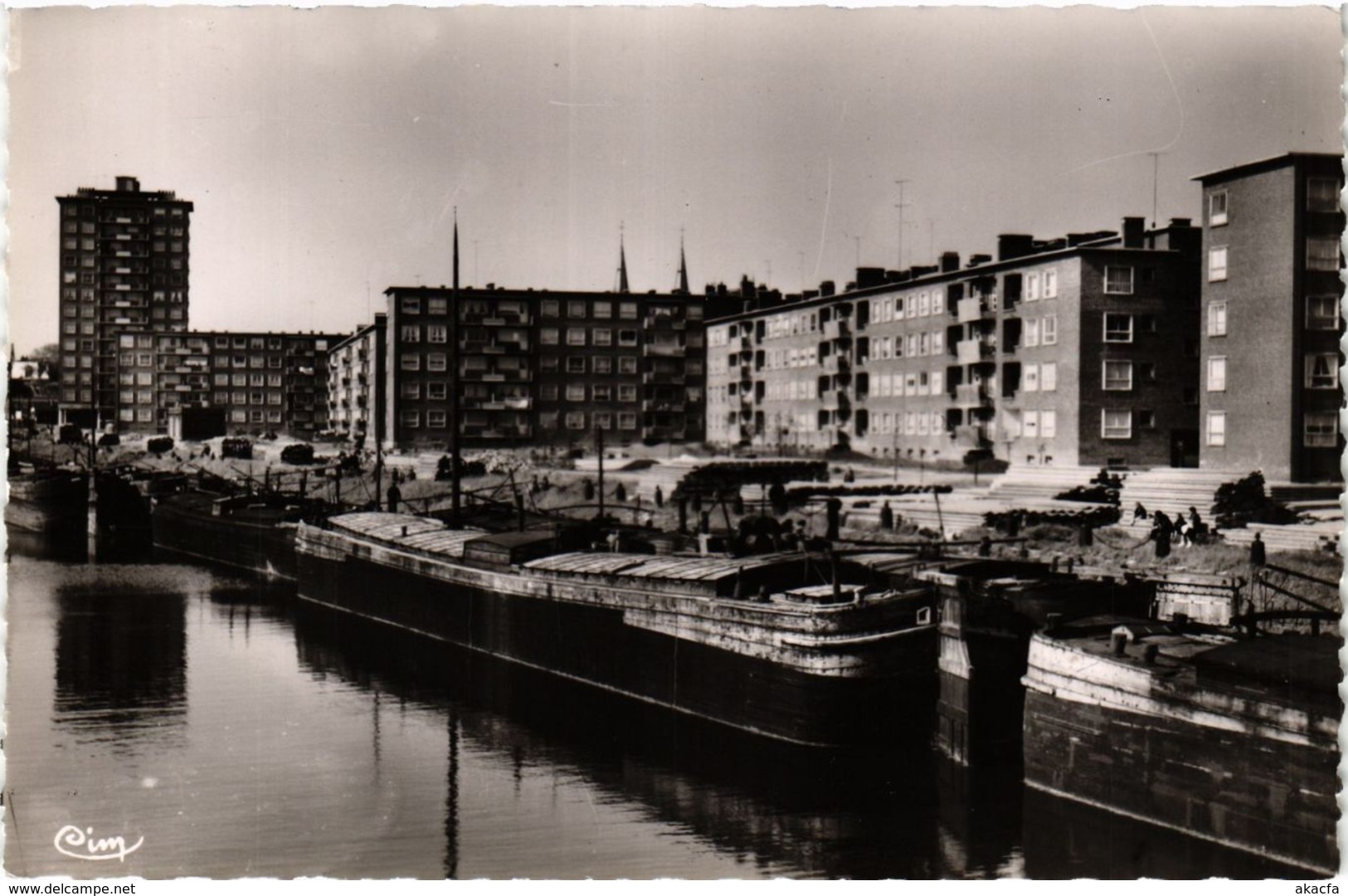 CPA DUNKERQUE Nord-Les Blocs Marchand. Canal De BERGUES (422877) - Dunkerque