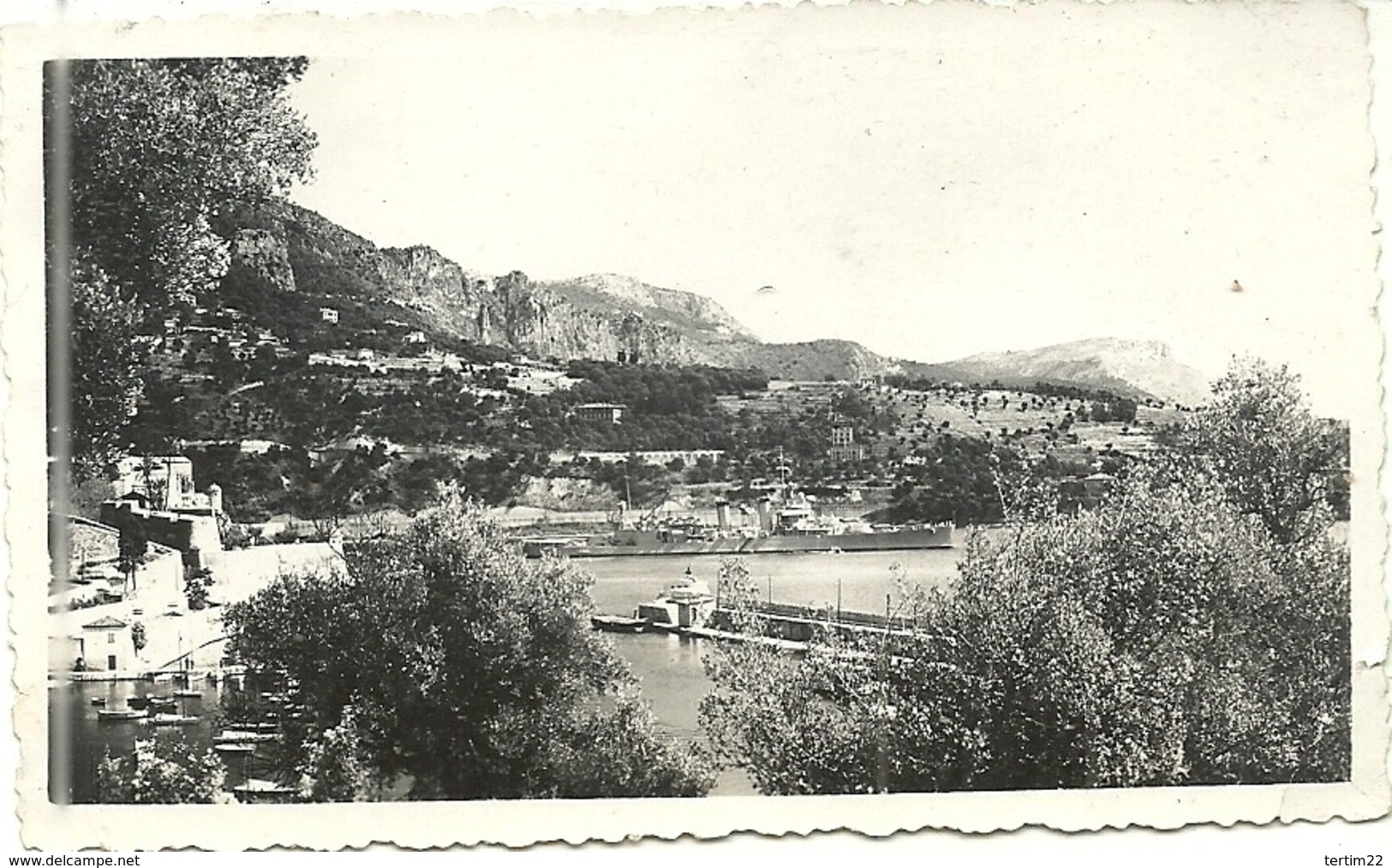 ( VILLEFRANCHE SUR MER )( 06 ALPES MARITIMES ) LE RALEIGH .LA TETE DE CHIEN.1938 - Orte