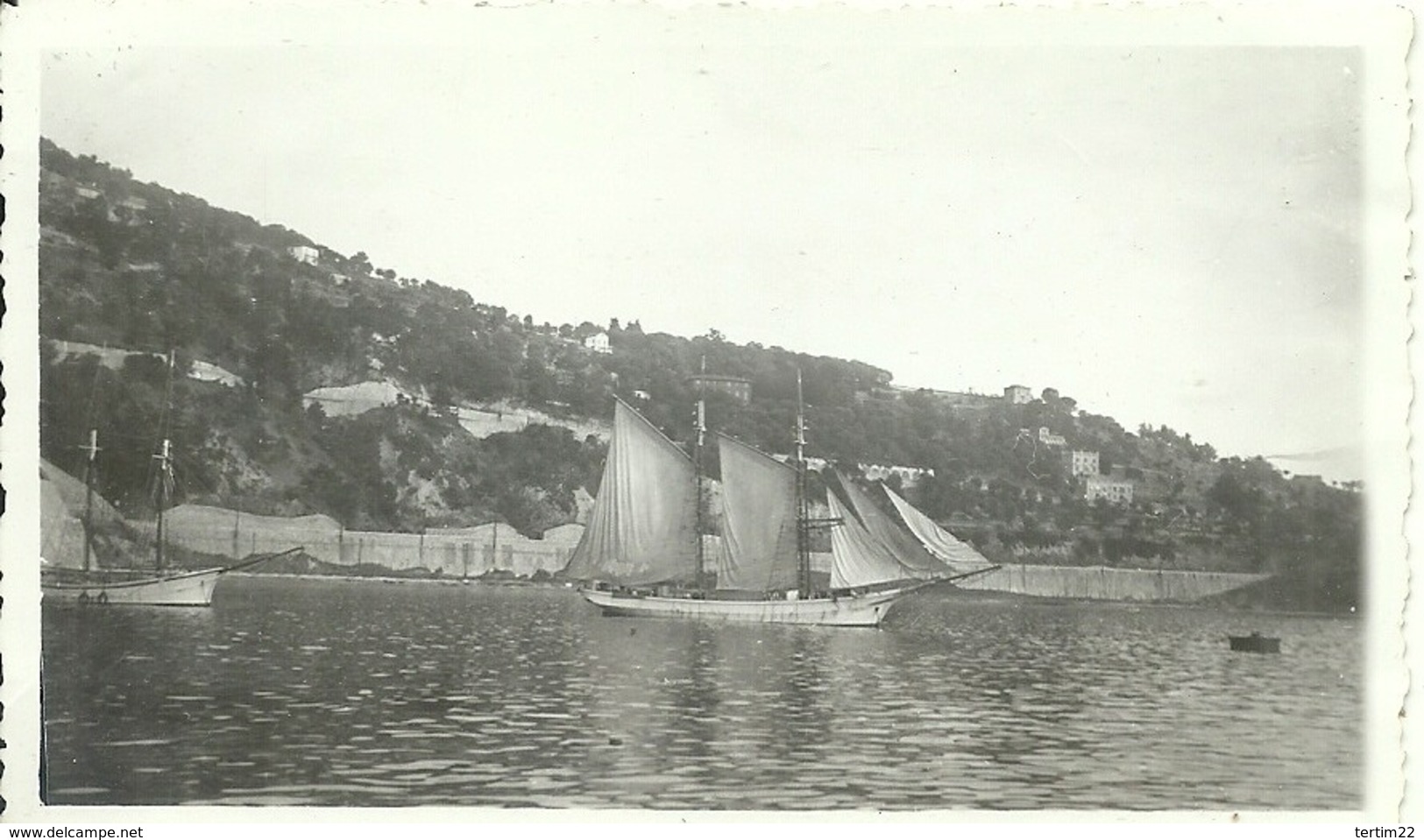 ( VILLEFRANCHE SUR MER )( 06 ALPES MARITIMES ) ( BATEAUX ) VOILIER ECOLE  .1938 - Luoghi