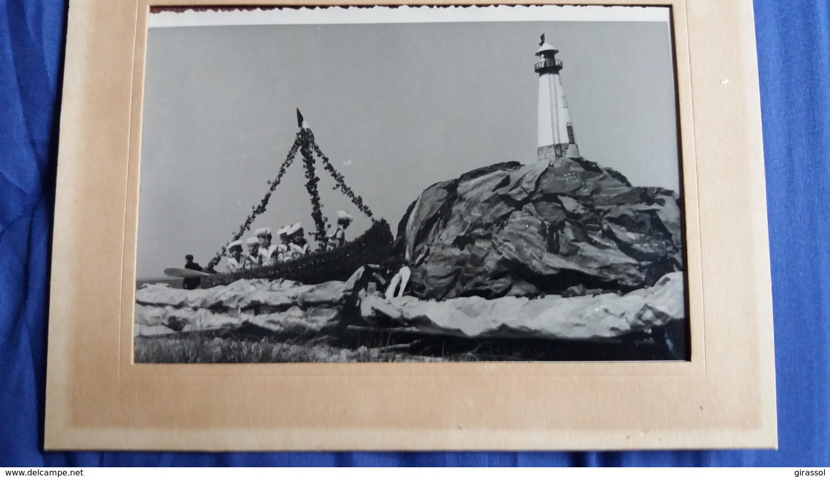 PHOTO D ENFANTS DEGUISES EN MARIN PHARE MONTAGE FORMAT 12 PAR 17 CM ENVIRON - Personnes Anonymes