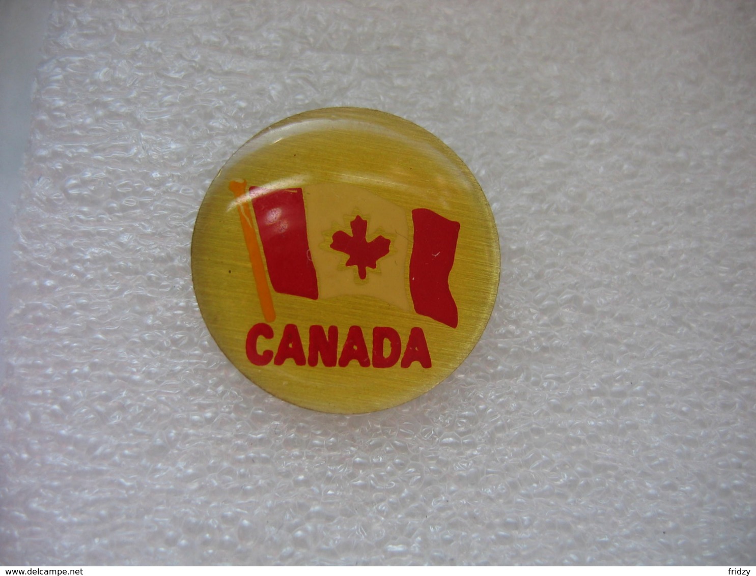 Pin's Du Drapeau Du CANADA - Cities