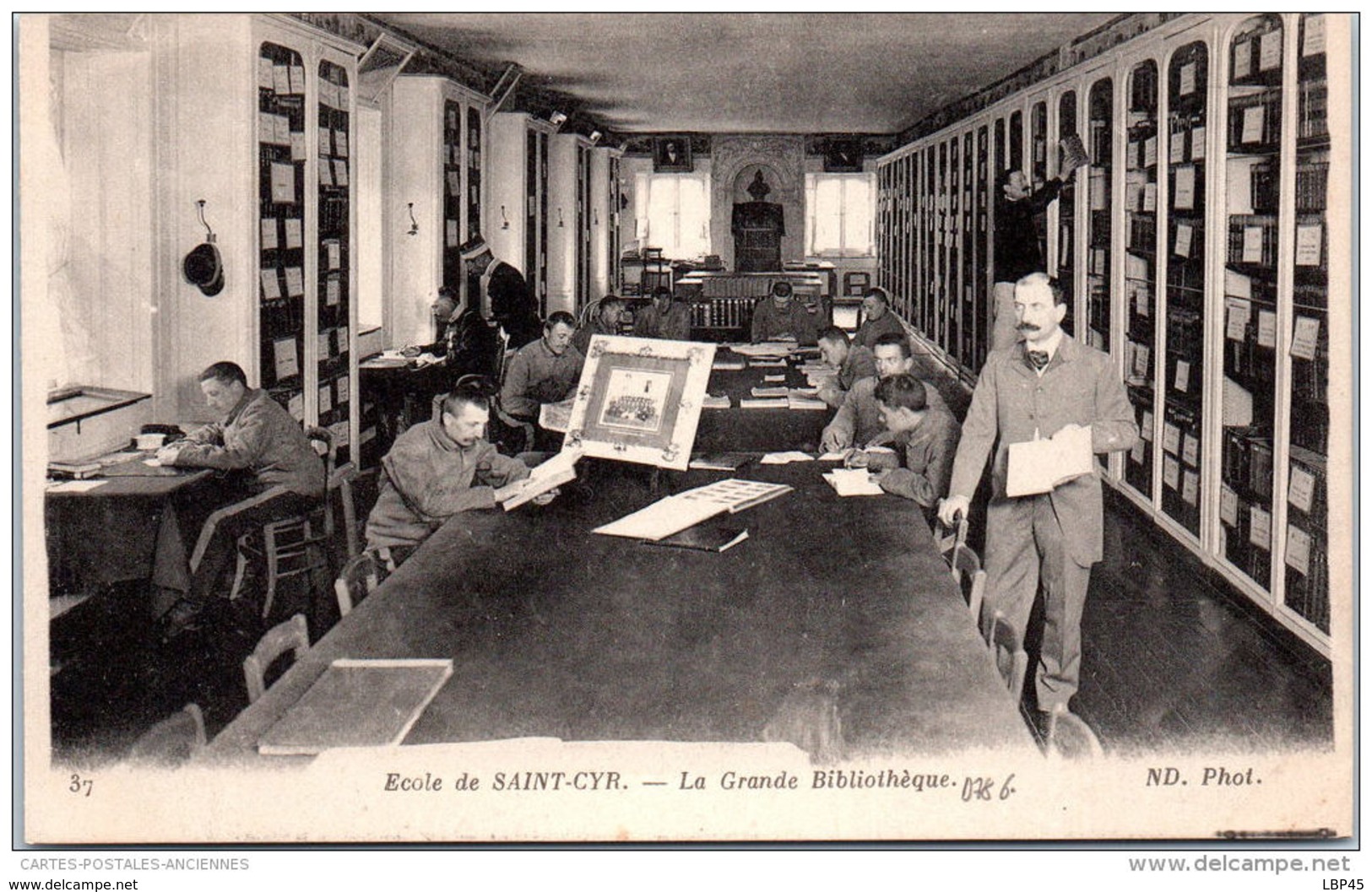 78 SAINT CYR ECOLE - L'école Militaire, La Grande Bibliothèque - St. Cyr L'Ecole