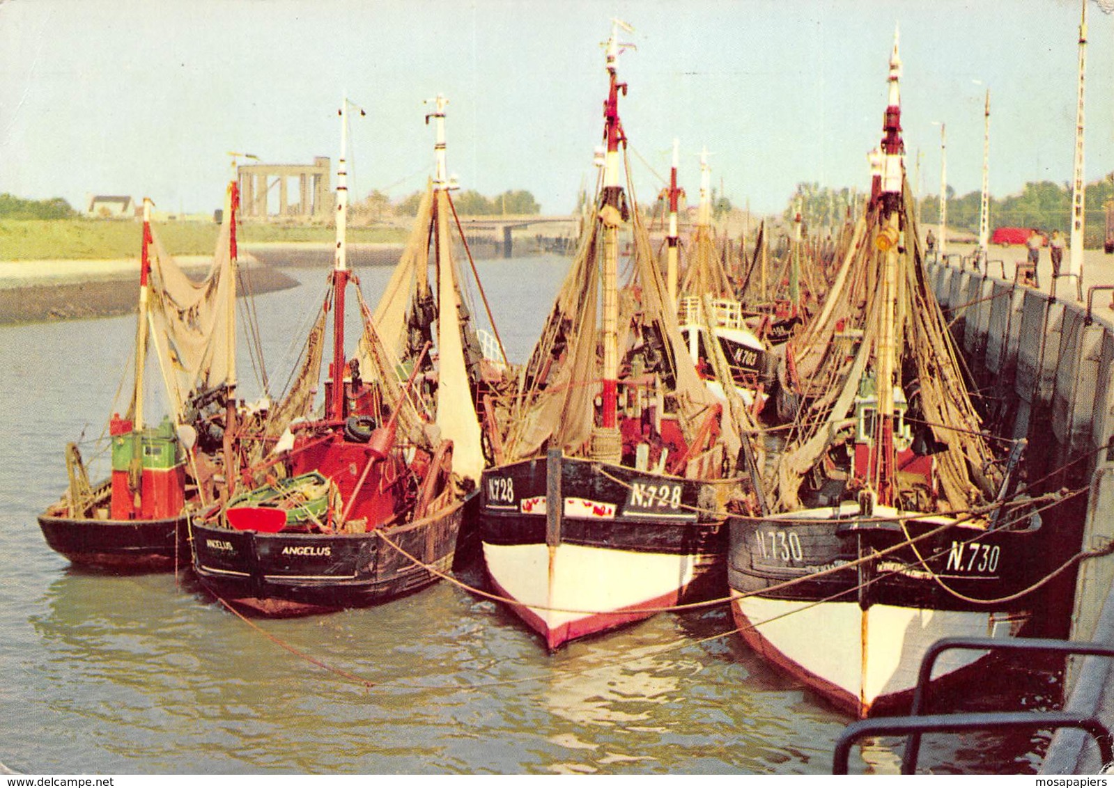 Nieuport - Barques De Pêche - Nieuwpoort