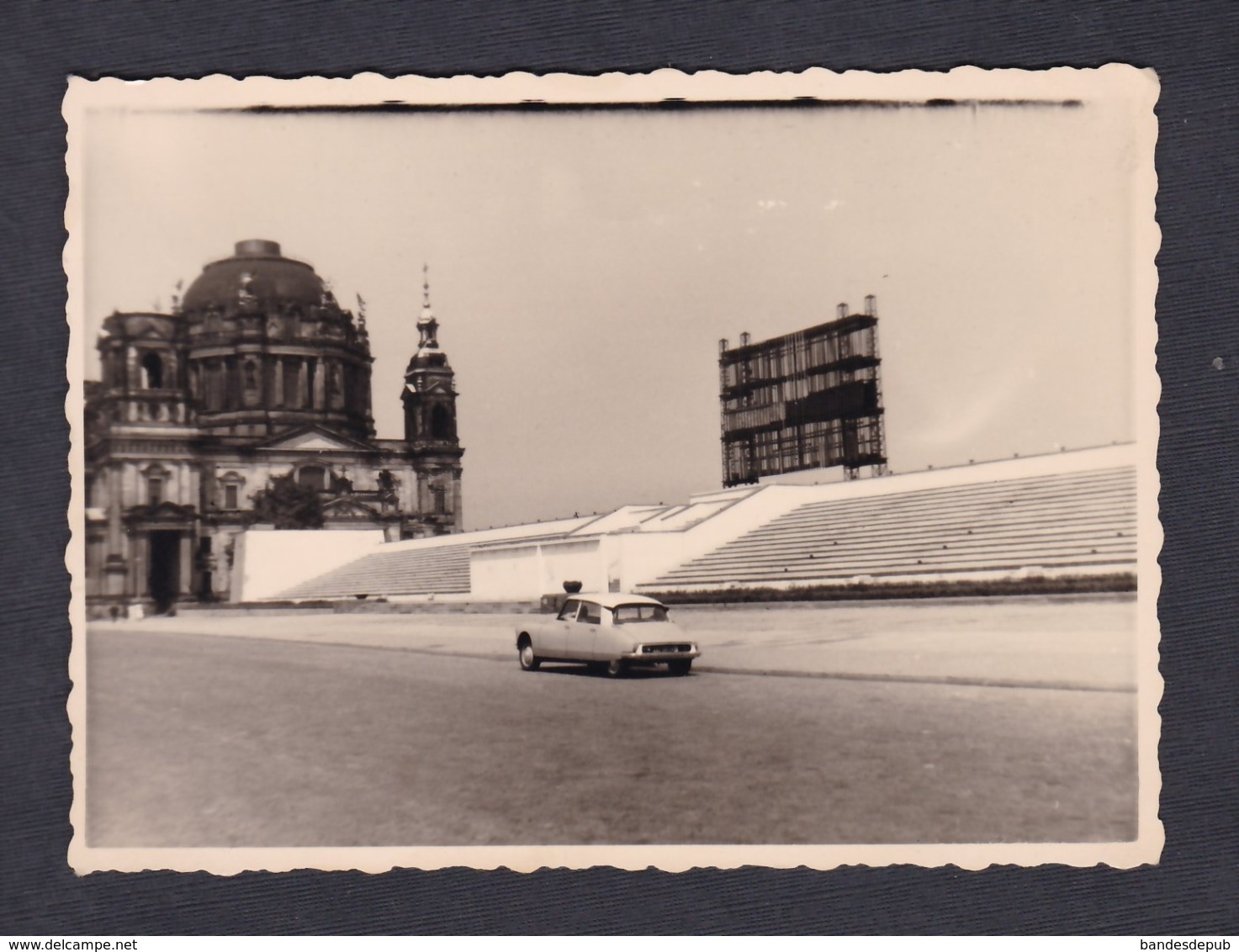 Photo Originale Vintage Snapshot  Voiture Citroen DS Berlin - Automobiles