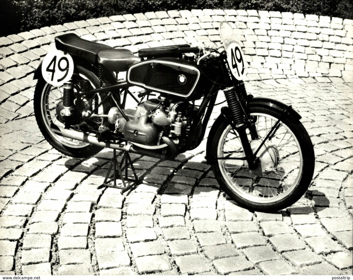 BMW  +-24cm X 16cm  Moto MOTOCROSS MOTORCYCLE Douglas J Jackson Archive Of Motorcycles - Autres & Non Classés