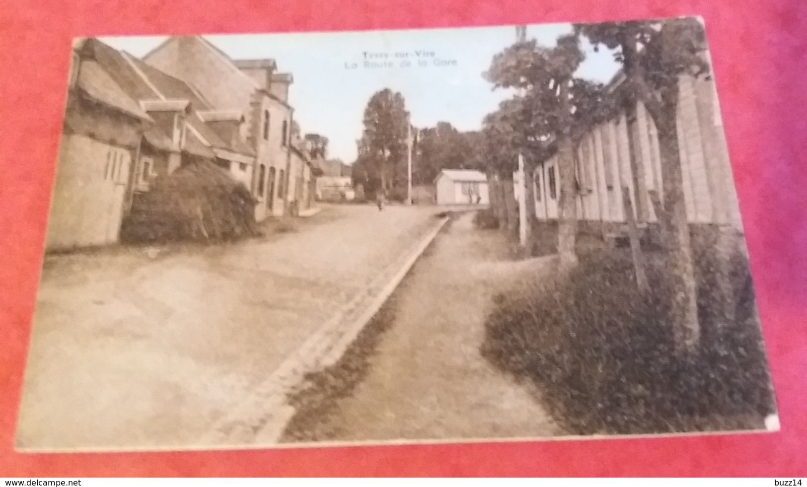 Cpa 50 Tessy Sur Vire Route De La Gare - Autres & Non Classés