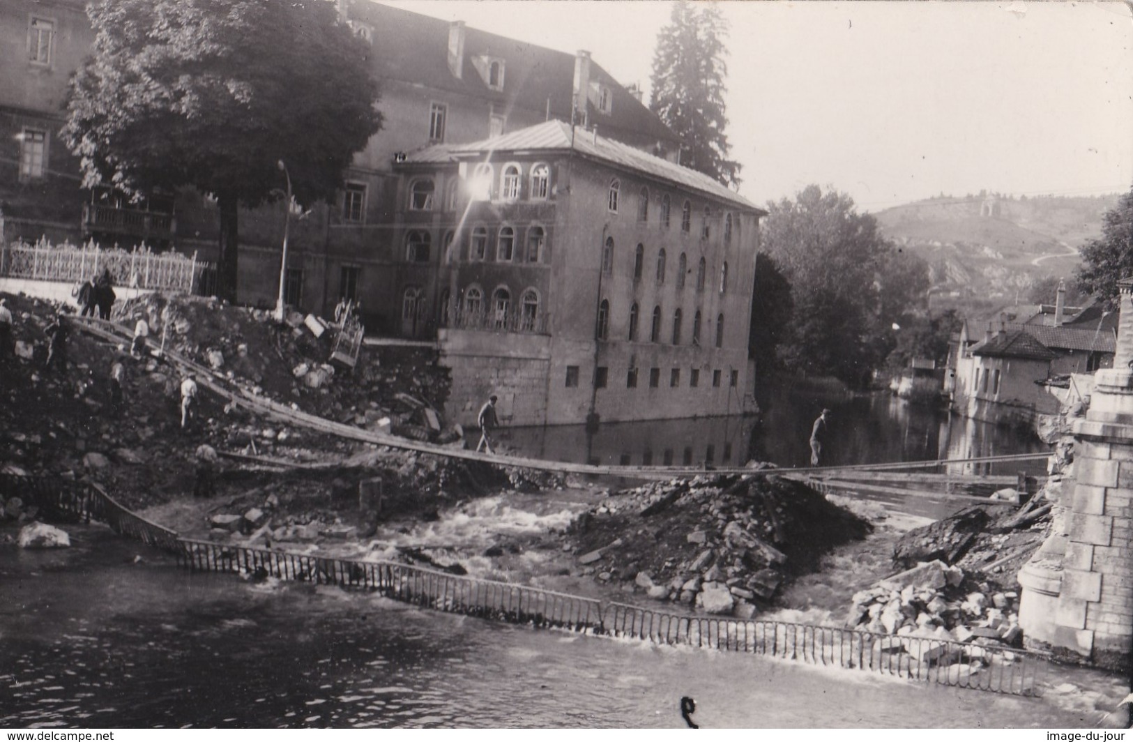 CARTE PHOTO PONTARLIER  GUERRE  1939 1945  PHOTO DRAGLO - Pontarlier