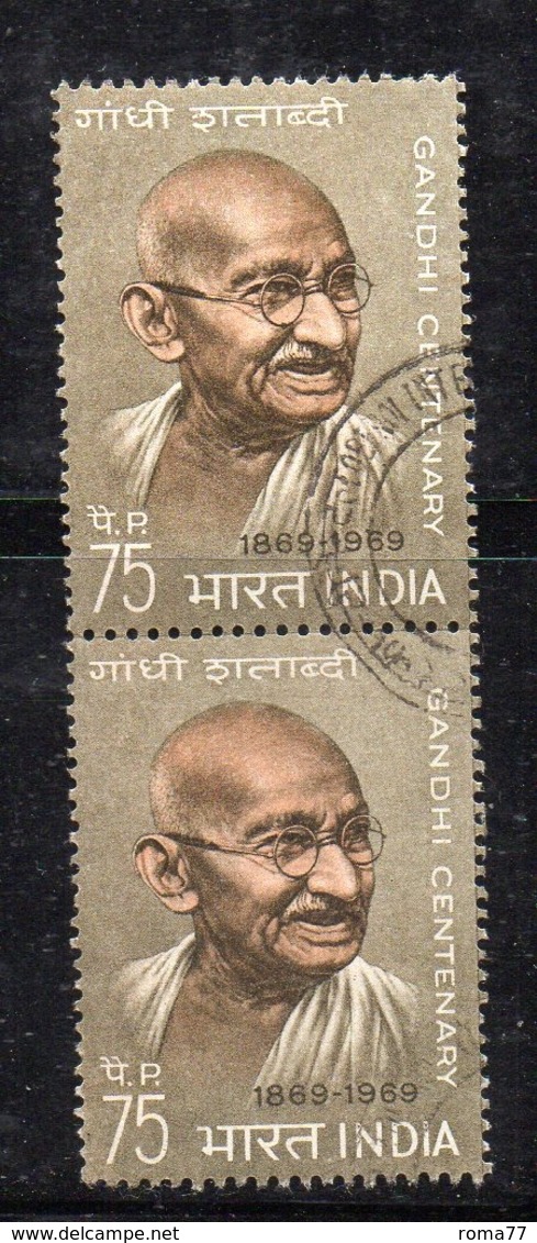 Y965 - INDIA 1969 , Yvert N. 281 Coppia Usata  (2380A). Ghandi - Usati
