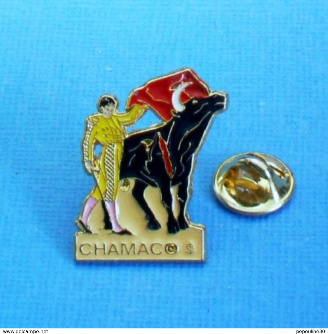 1 PIN'S //  ** ANTONIO BORRERO BORRERO Dit " CHAMACO II " MATADOR ESPAGNOL ** . (ATLANTI'S) - Stierkampf