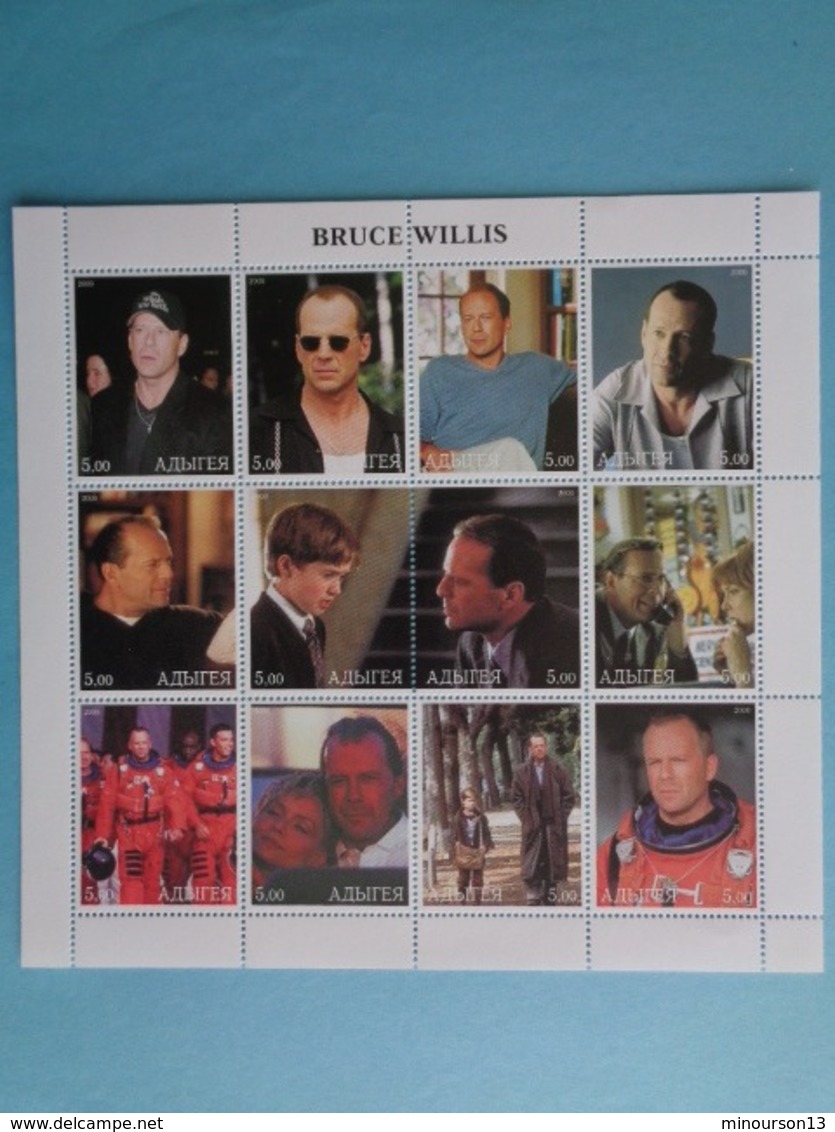 ADIGEY 2000 -  BLOC 12 TIMBRES - BRUCE WILLIS - Caucasia