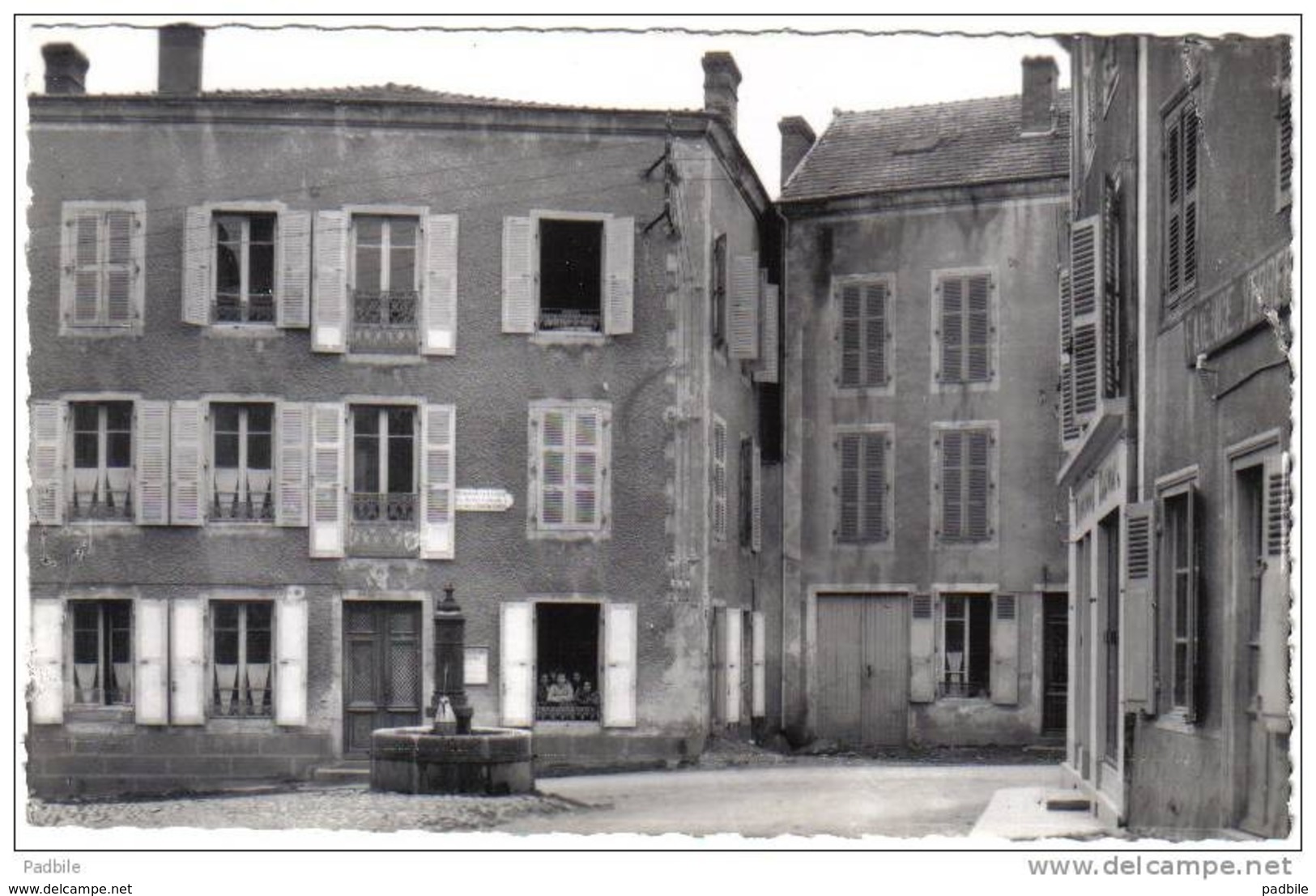 Carte Postale 63. Arlanc  Le Centre D'apprentissage Rue De La Gare Trés Beau Plan - Autres & Non Classés