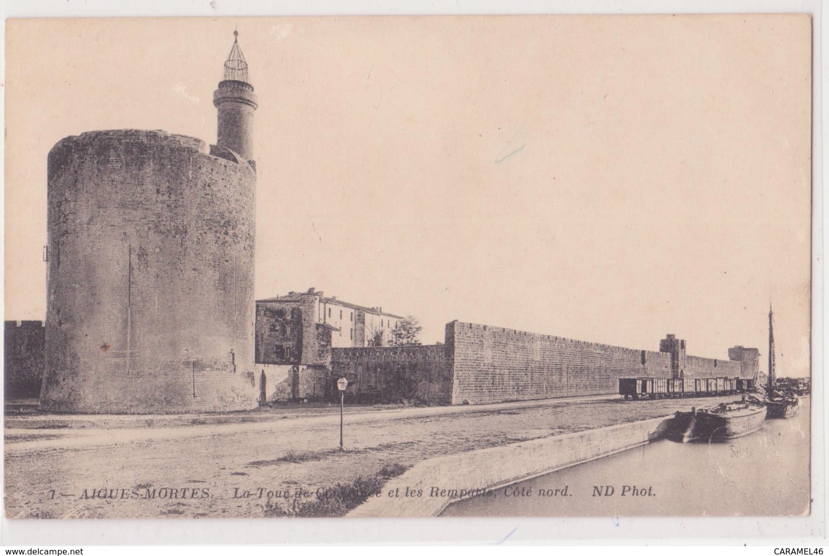 CPA - 1 - AIGUES- MORTE - LA TOUR  DE CONSTANCE ET LES REMPARTS COTE NORD - Aigues-Mortes