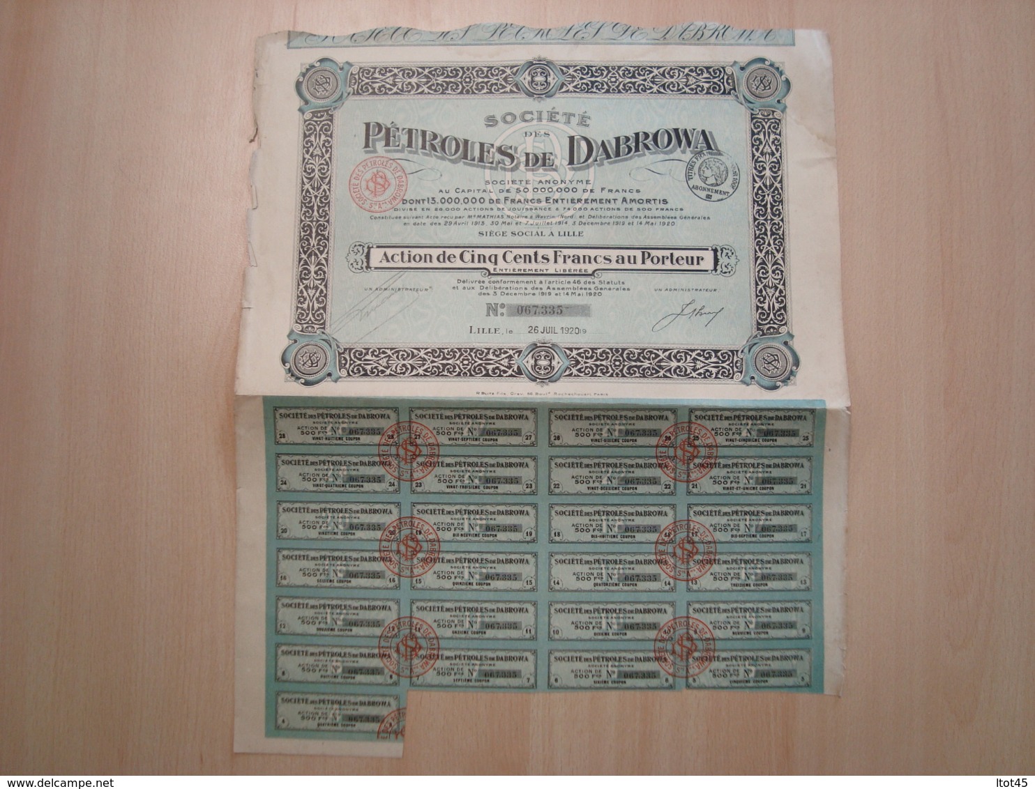 LOT DE 2 ACTIONS 500 FRANCS SOCIETE DES PETROLES DE DABROWA 1920 - Petróleo