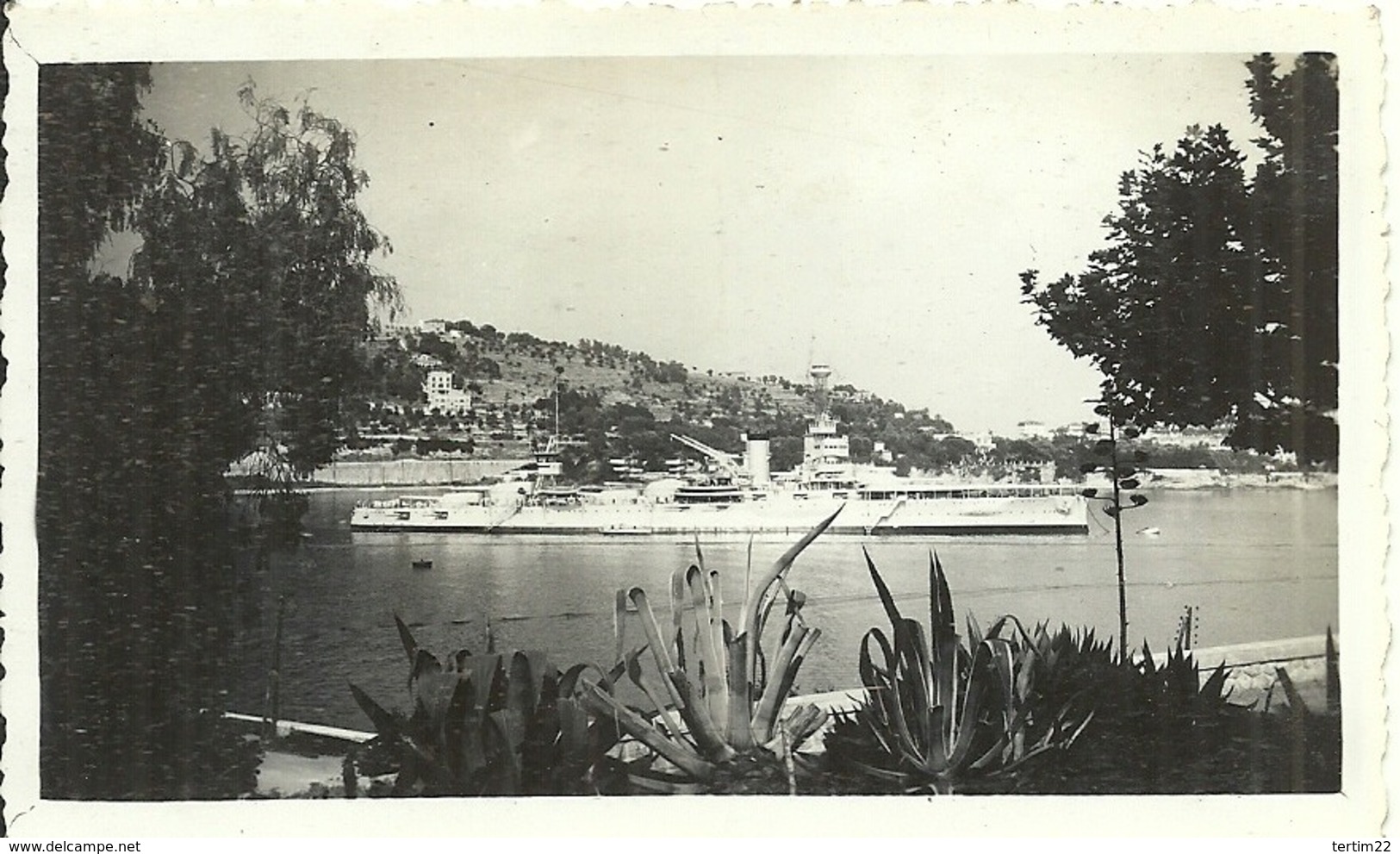 ( VILLEFRANCHE SUR MER )( 06 ALPES MARITIMES )( BATEAUX DE GUERRE )( NAVIRE AMERICAIN )  .1938 - Bateaux