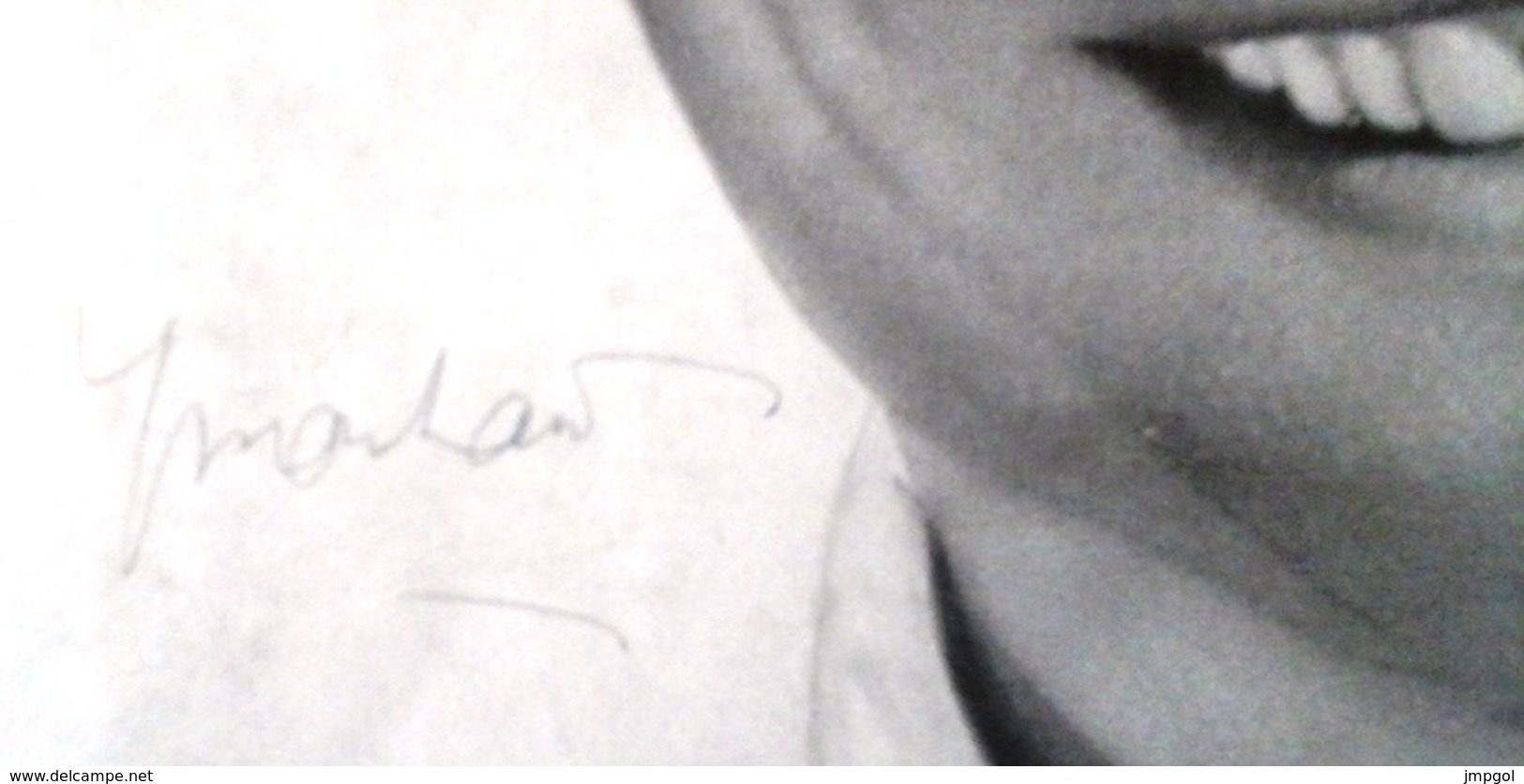 Programme Récital Yves Montand avec Autographe du Chanteur sur la dernière page