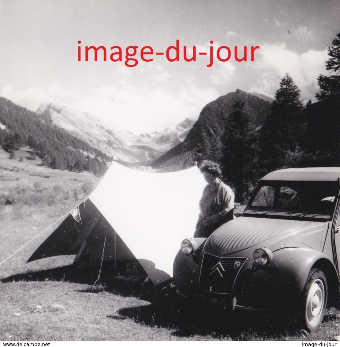 PHOTO ANCIENNE  Voiture Citroën 2CV CAMPING MEGEVE - Automobiles