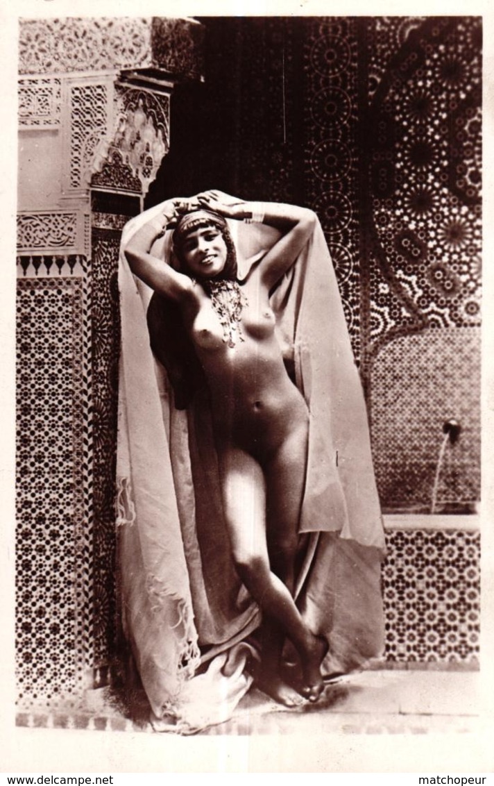 MAROC - FEMME NUE AU HAMMAM - Autres & Non Classés