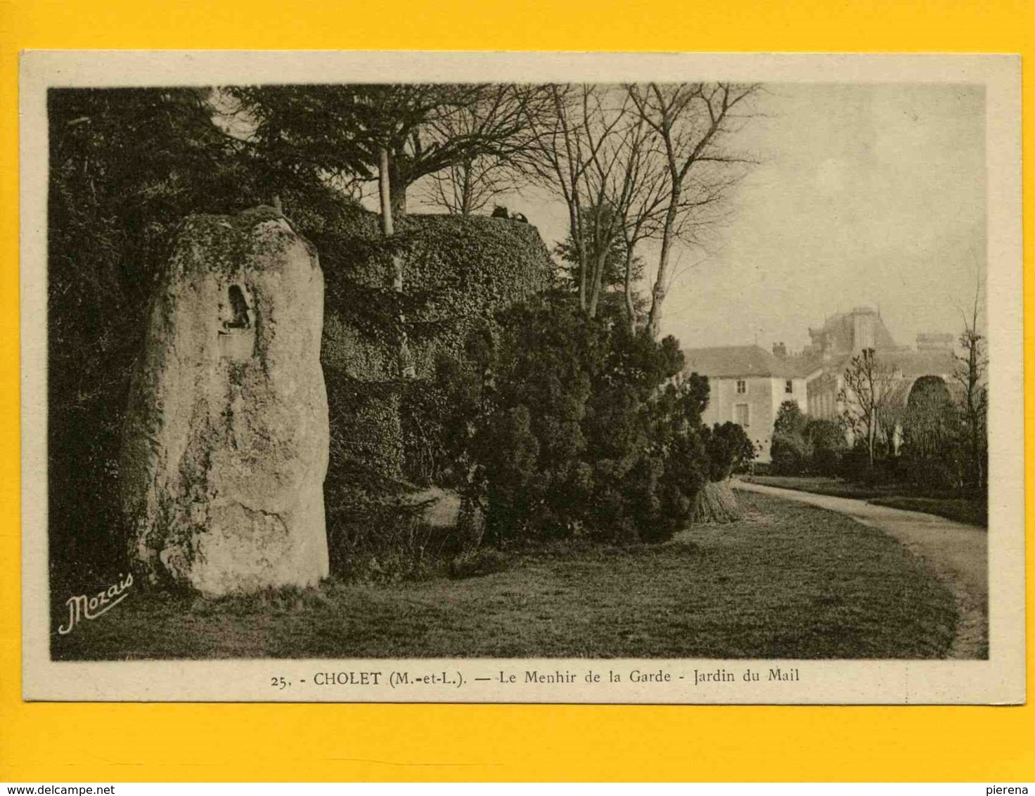 49CH5 - CHOLET - Jardin Du Mail - Le Menhir - Cholet