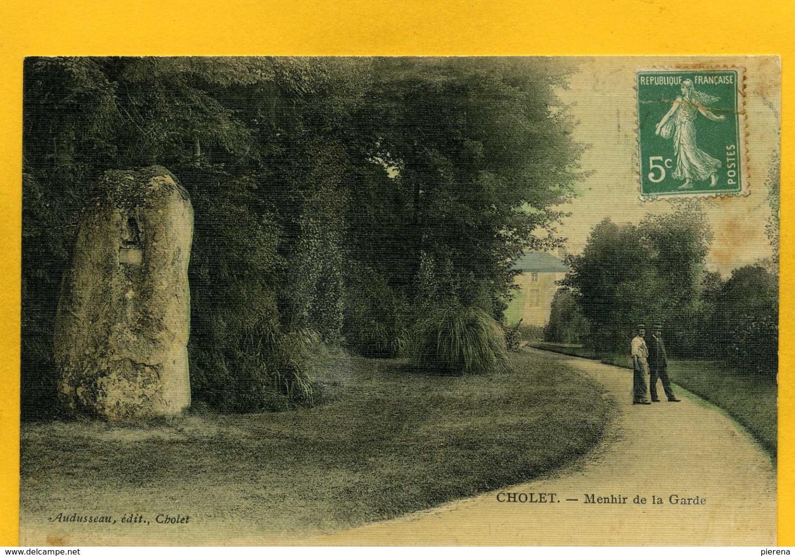 49CH21 - CHOLET - Jardin Du Mail - Le Menhir - Cholet