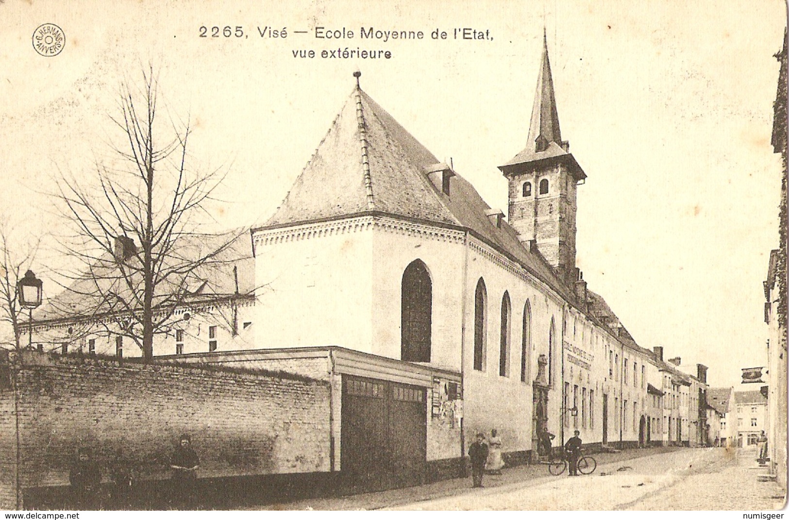 VISE  ---  Ecole Moyenne De L'Etat - Vue Extérieure - Visé