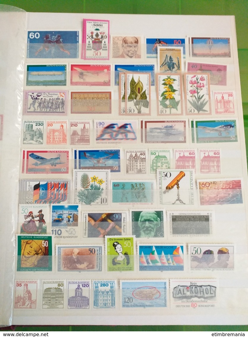 LOT N° e 1039  ALLEMAGNE un classeur de timbres neufs **