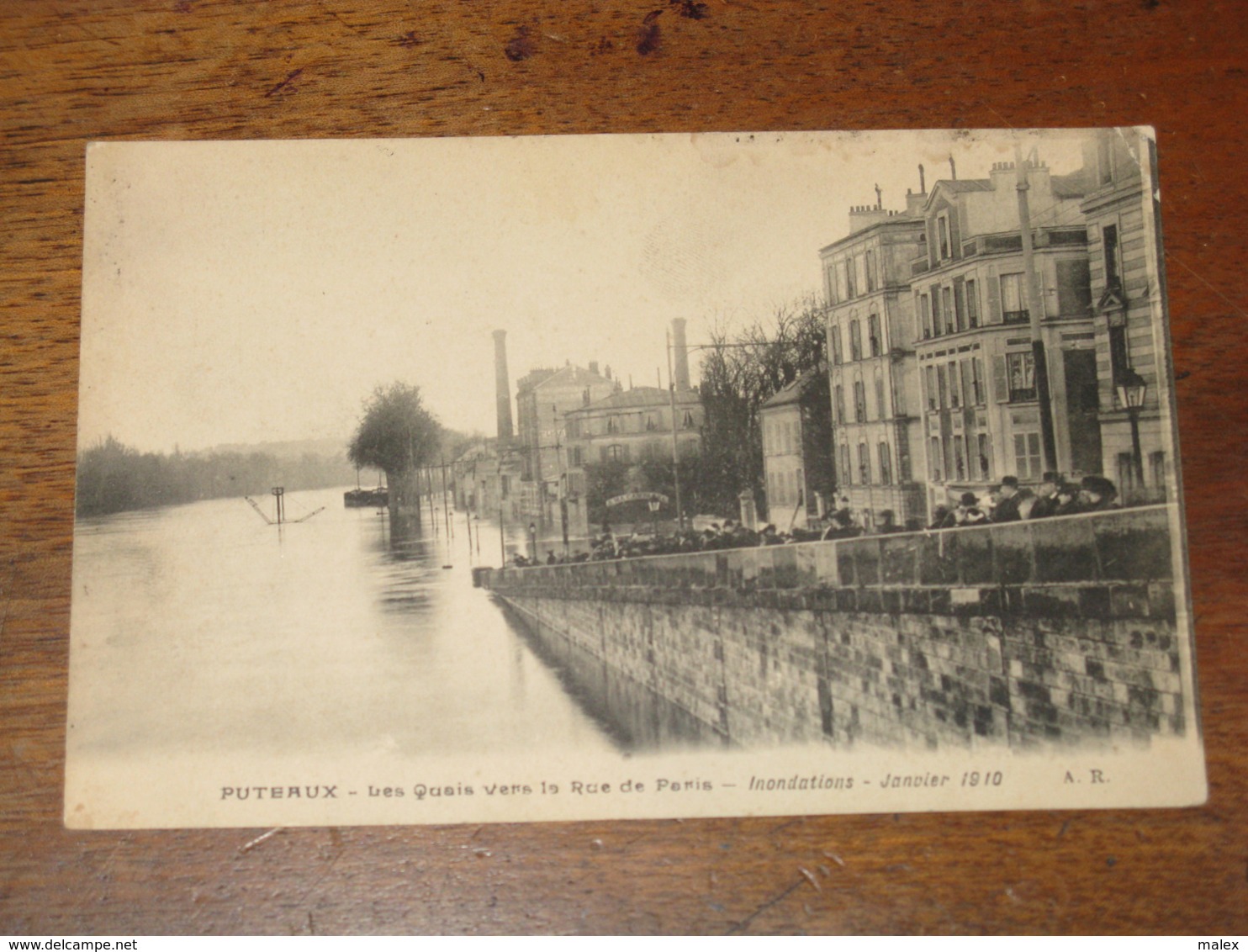 PUTEAUX / Les Quais Vers La Rue De Paris - Inondations - Janvier 1910 - Puteaux