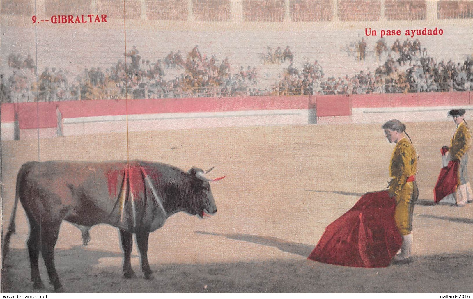 GIBRALTAR - BULL FIGHTING - UN PASE AYUDADO ~ AN OLD POSTCARD #969131 - Gibraltar