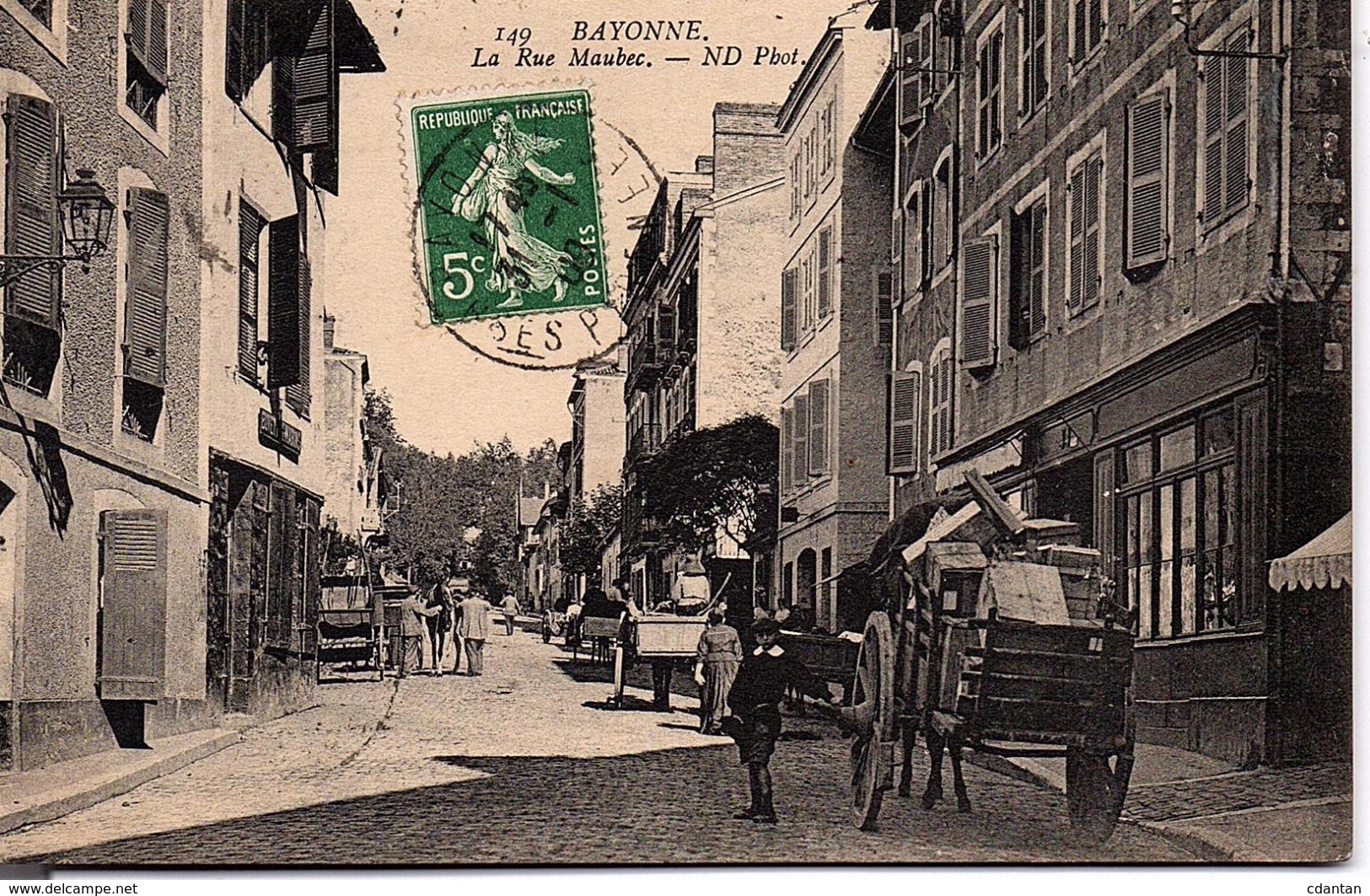 BAYONNE - La Rue Maubec - Bayonne