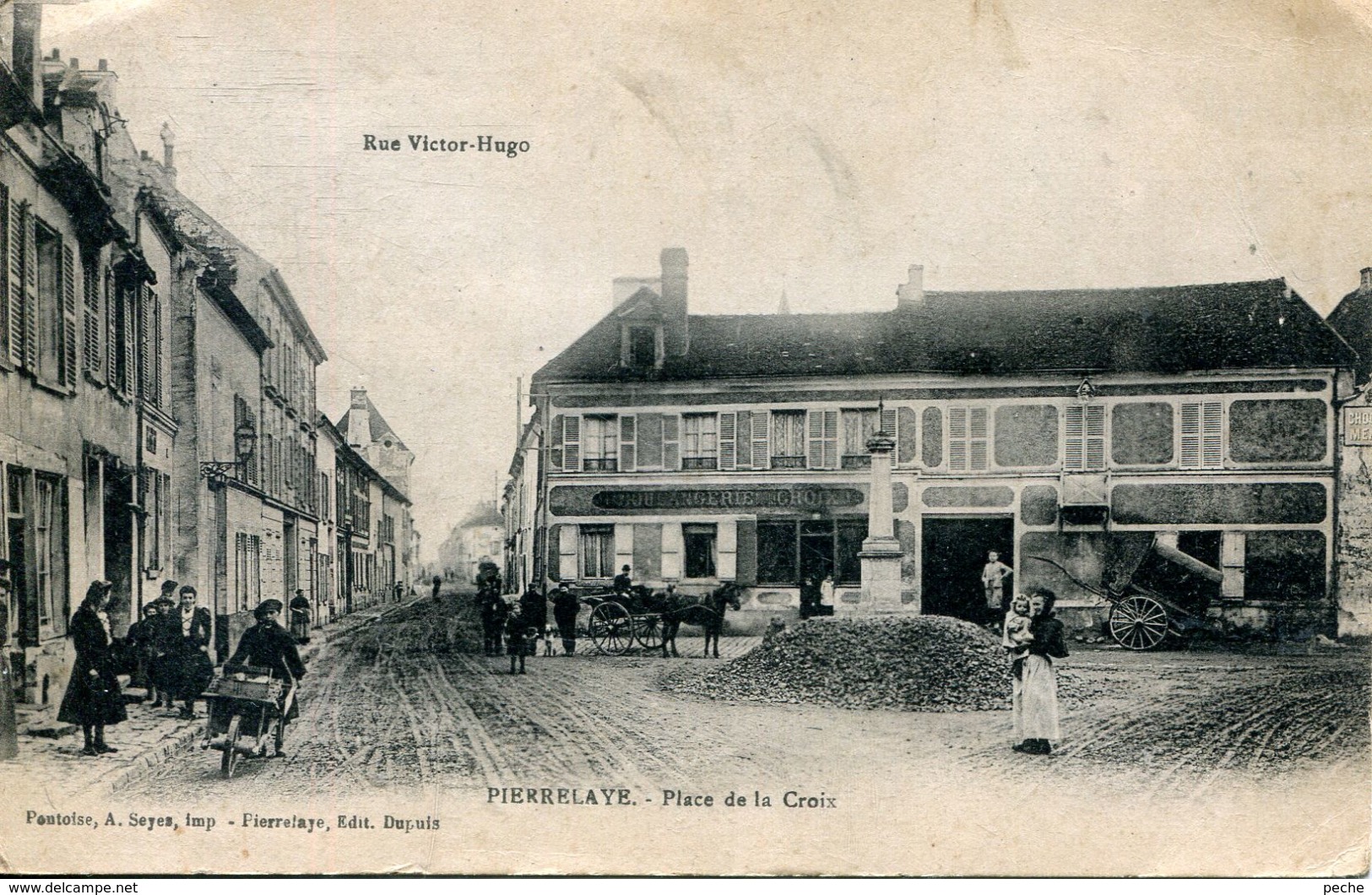 N°77292 -cpa Pierrelaye -place De La Croix- - Pierrelaye