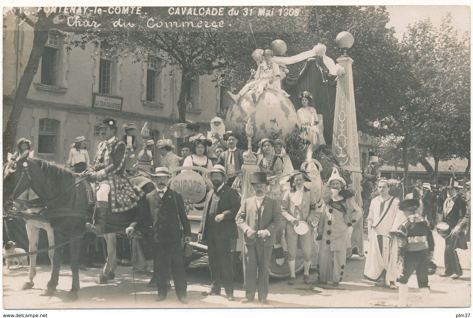 FONTENAY LE COMTE - Carte Photo Légendée - Cavalcade 1909, Char Du Commerce - Fontenay Le Comte